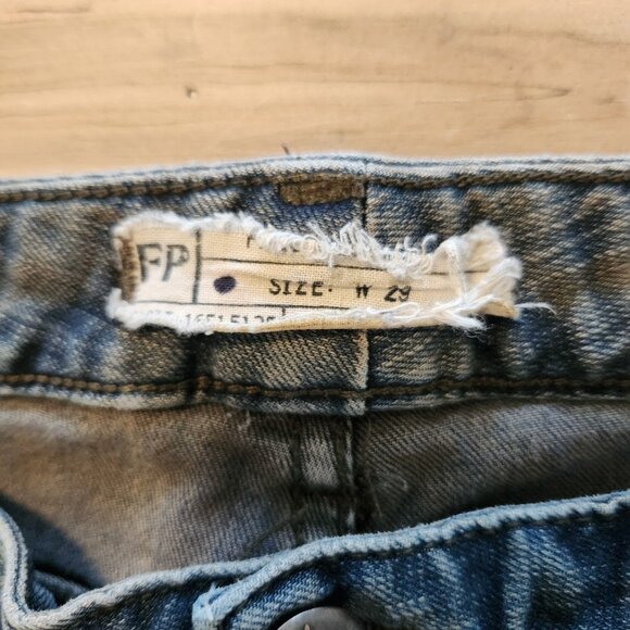 Free People Jeans Blue Denim Stretch Ankle Zip Slim Fit Women's Sz 29x28 EUC - Picture 7 of 12